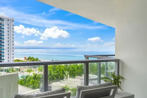 2201 Collins Avenue Miami Beach FL 33139