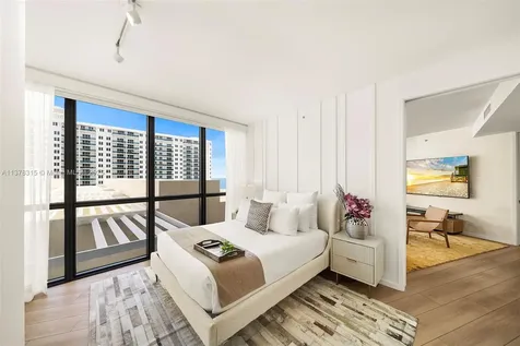 2201 Collins Avenue Miami Beach FL 33139
