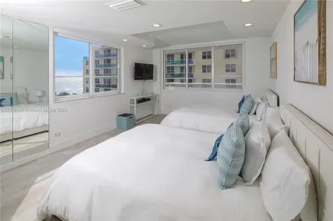 5005 Collins Avenue Miami Beach FL 33140