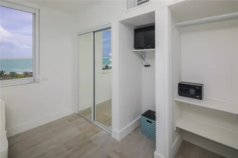 5005 Collins Avenue Miami Beach FL 33140