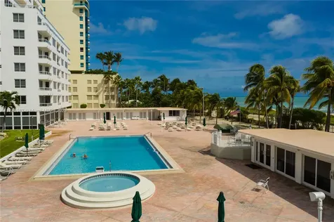 5005 Collins Avenue Miami Beach FL 33140