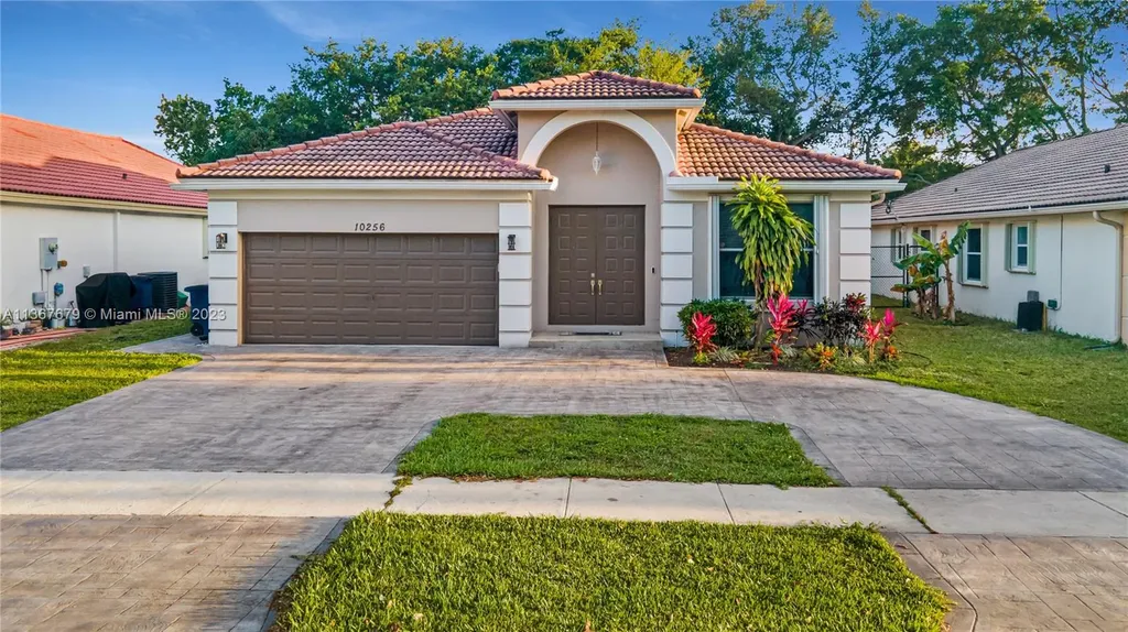 10256 SW 59th Street Cooper City FL 33328