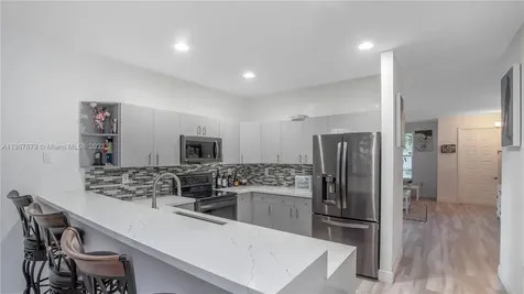 10256 SW 59th Street Cooper City FL 33328
