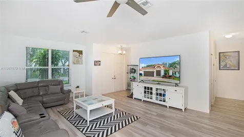 10256 SW 59th Street Cooper City FL 33328