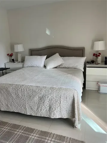 2950 NE 188th Street Aventura FL 33180