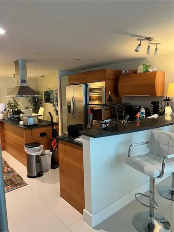 2950 NE 188th Street Aventura FL 33180