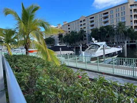 2950 NE 188th Street Aventura FL 33180