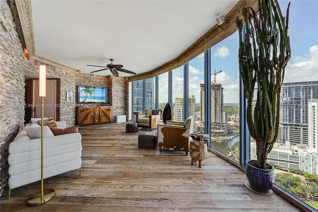 333 Las Olas Way Fort Lauderdale FL 33301