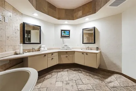 333 Las Olas Way Fort Lauderdale FL 33301