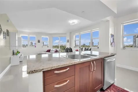 19900 E Country Club Drive Aventura FL 33180