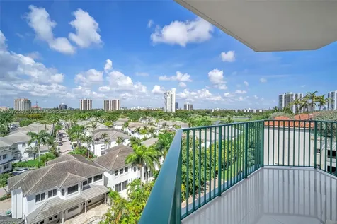 19900 E Country Club Drive Aventura FL 33180