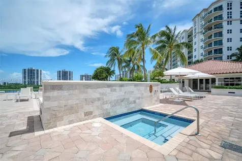 19900 E Country Club Drive Aventura FL 33180