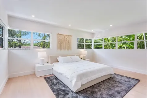 1059 NE 98th Street Miami Shores FL 33138