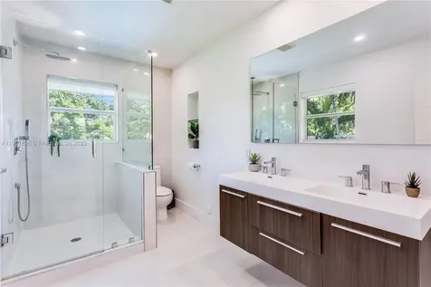 1059 NE 98th Street Miami Shores FL 33138