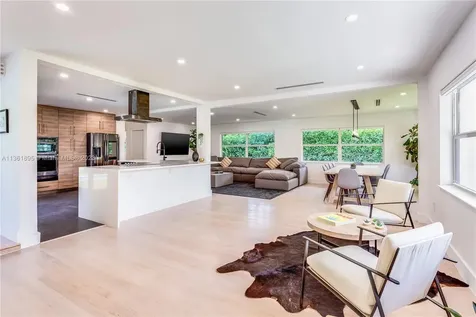 1059 NE 98th Street Miami Shores FL 33138
