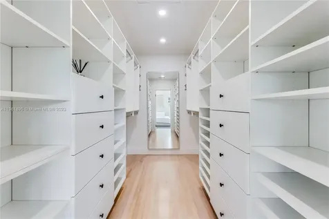 1059 NE 98th Street Miami Shores FL 33138