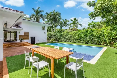 1059 NE 98th Street Miami Shores FL 33138