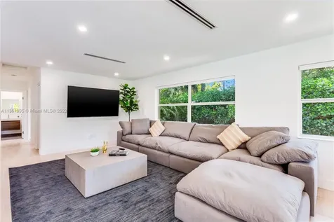 1059 NE 98th Street Miami Shores FL 33138