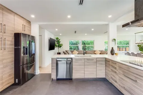 1059 NE 98th Street Miami Shores FL 33138