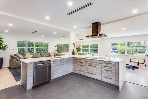 1059 NE 98th Street Miami Shores FL 33138
