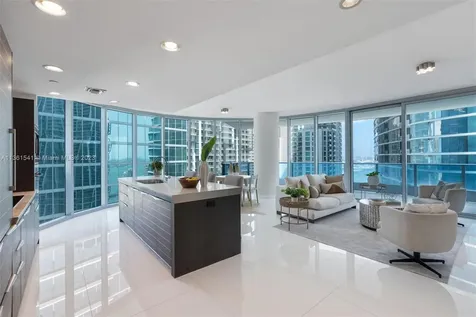 200 Biscayne Boulevard Way Miami FL 33131