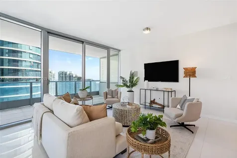 200 Biscayne Boulevard Way Miami FL 33131