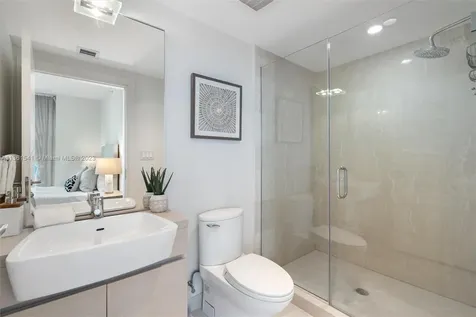 200 Biscayne Boulevard Way Miami FL 33131