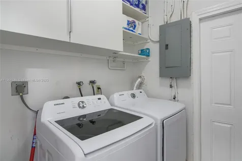 20730 NE 23rd Avenue Miami FL 33180