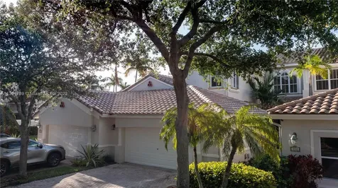 978 Harbor View S Hollywood FL 33019