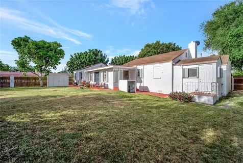 435 SW 33rd Avenue Miami FL 33135