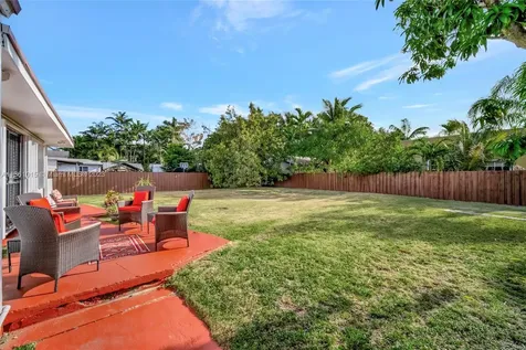 435 SW 33rd Avenue Miami FL 33135