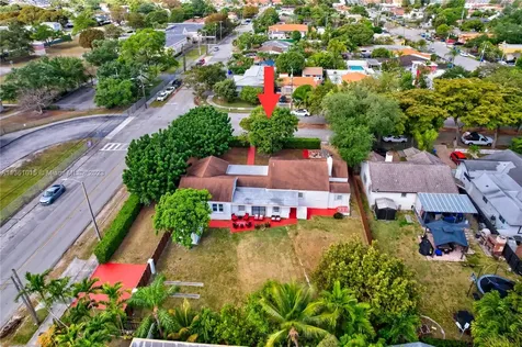 435 SW 33rd Avenue Miami FL 33135