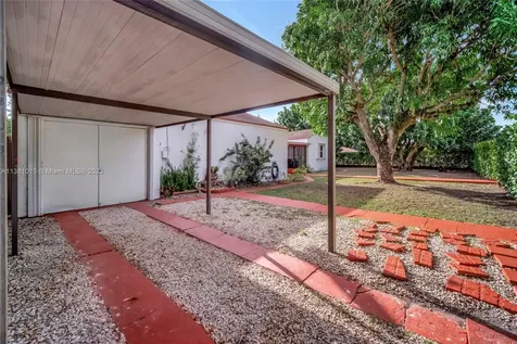 435 SW 33rd Avenue Miami FL 33135