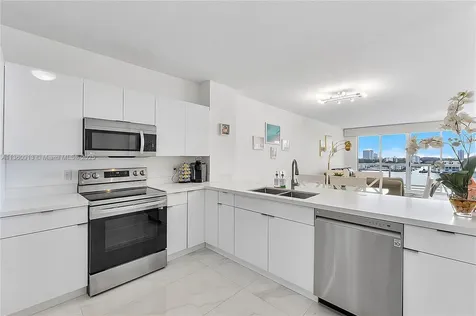 17050 N Bay Road Sunny Isles Beach FL 33160