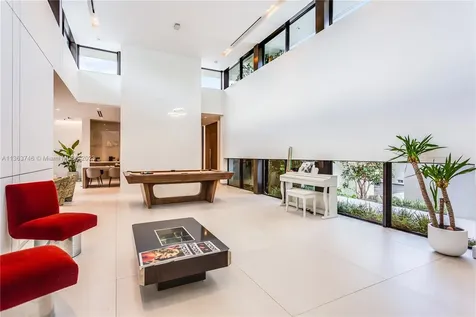 3175 Prairie Avenue Miami Beach FL 33140