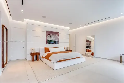 3175 Prairie Avenue Miami Beach FL 33140