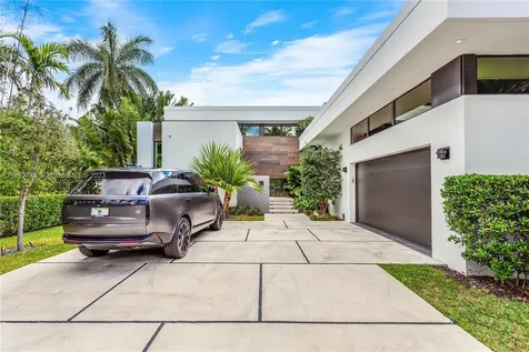 3175 Prairie Avenue Miami Beach FL 33140