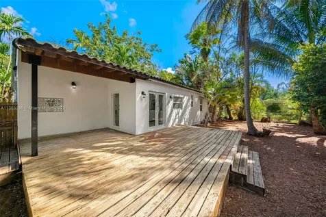 1022 NE 114th Street Biscayne Park FL 33161