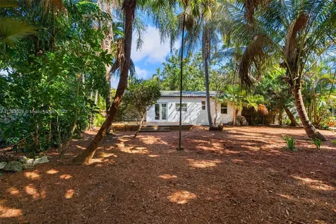 1022 NE 114th Street Biscayne Park FL 33161