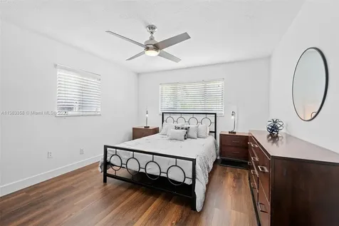 3530 NE 13th Avenue Oakland Park FL 33334