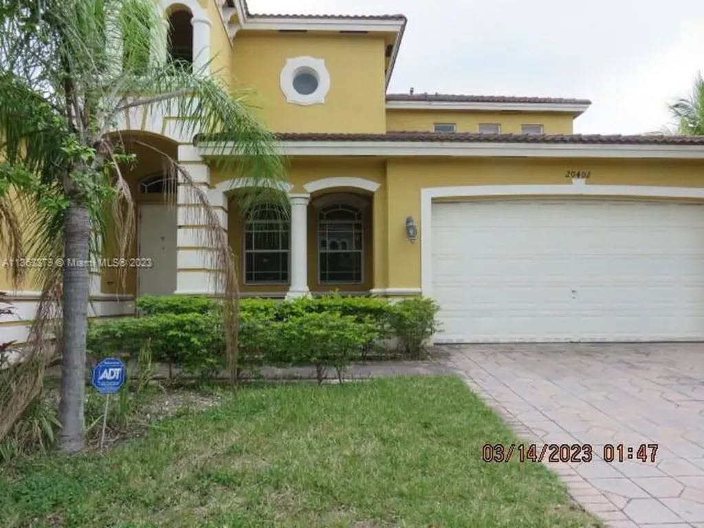 20402 SW 87th Court Cutler Bay FL 33189
