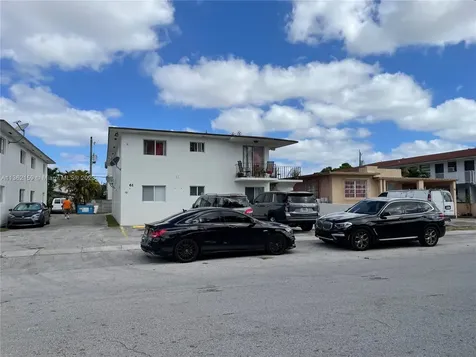 61 W 13th Street Hialeah FL 33010