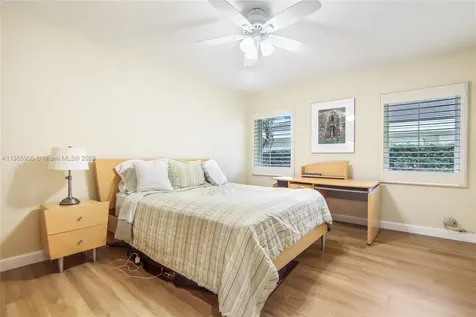 532 N Island Drive Golden Beach FL 33160