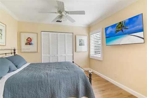 532 N Island Drive Golden Beach FL 33160