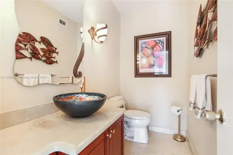 532 N Island Drive Golden Beach FL 33160