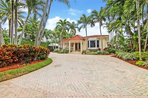 532 N Island Drive Golden Beach FL 33160