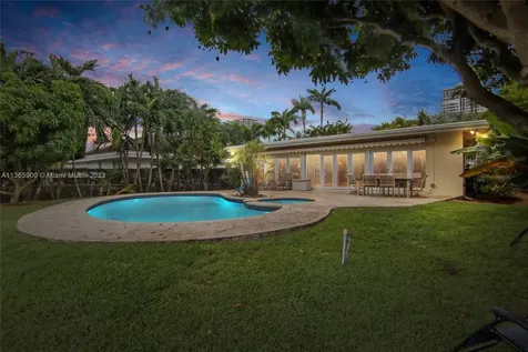 532 N Island Drive Golden Beach FL 33160
