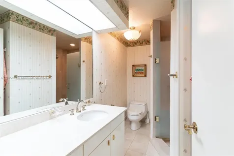 10101 Collins Avenue Bal Harbour FL 33154