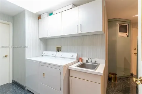 10101 Collins Avenue Bal Harbour FL 33154