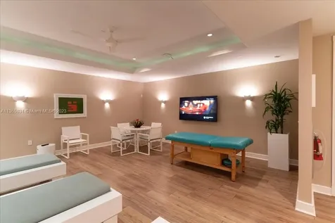 10101 Collins Avenue Bal Harbour FL 33154